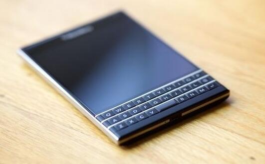 黑莓手機(jī)停產(chǎn)