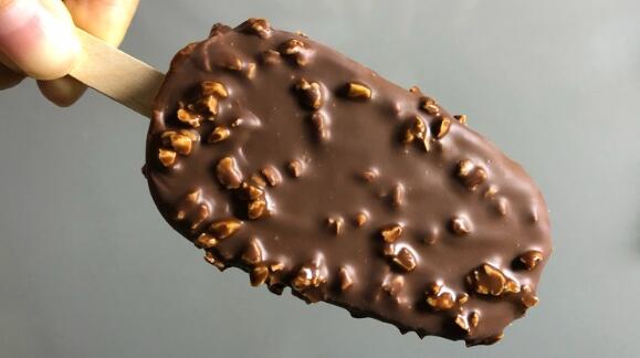 夢龍雪糕被質(zhì)疑中外用料不同