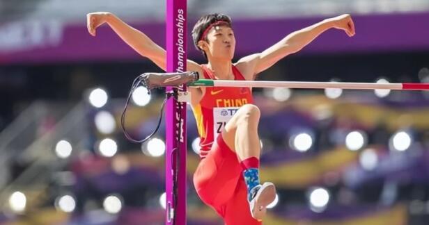 張國(guó)偉澳大利亞比賽奪冠