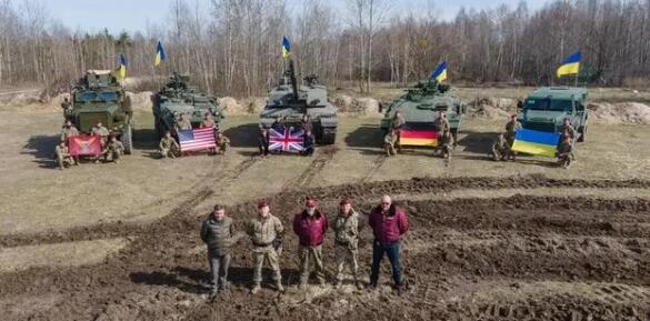 烏克蘭稱已收到英美德坦克和戰車