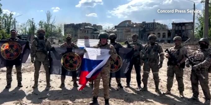 普京祝賀俄軍拿下巴赫穆特